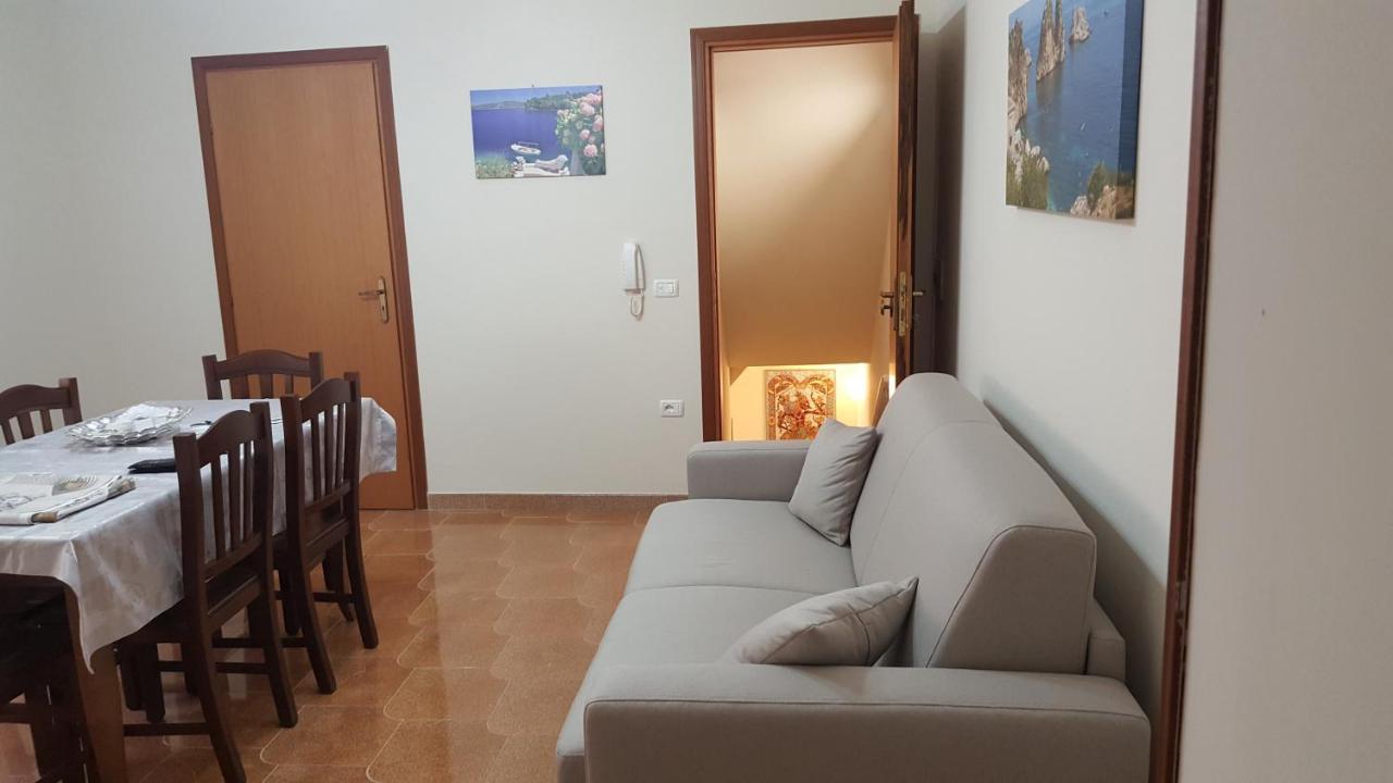 Casa Turismo "Madonna Del Paradiso" มาซารา เดล วัลโล ภายนอก รูปภาพ